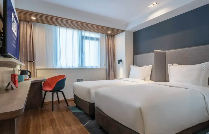 홀리데이 인 익스프레스