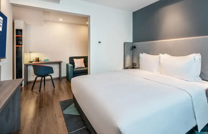 홀리데이 인 익스프레스